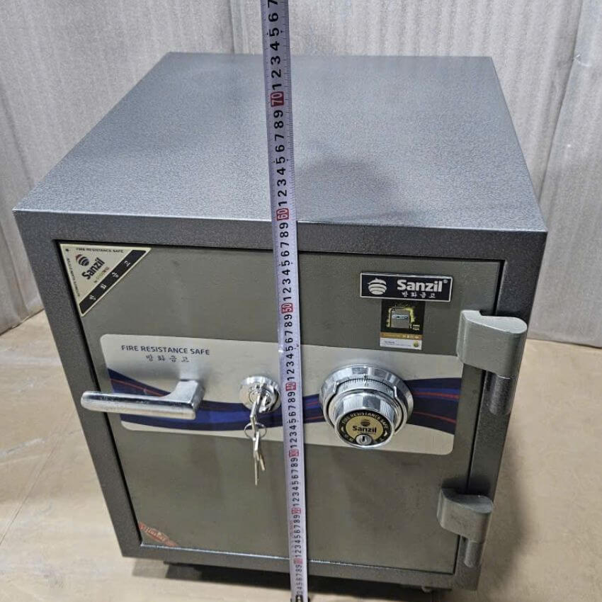 Két Sắt zanzil Giá Rẻ Hàn Quốc 110kg new 95%